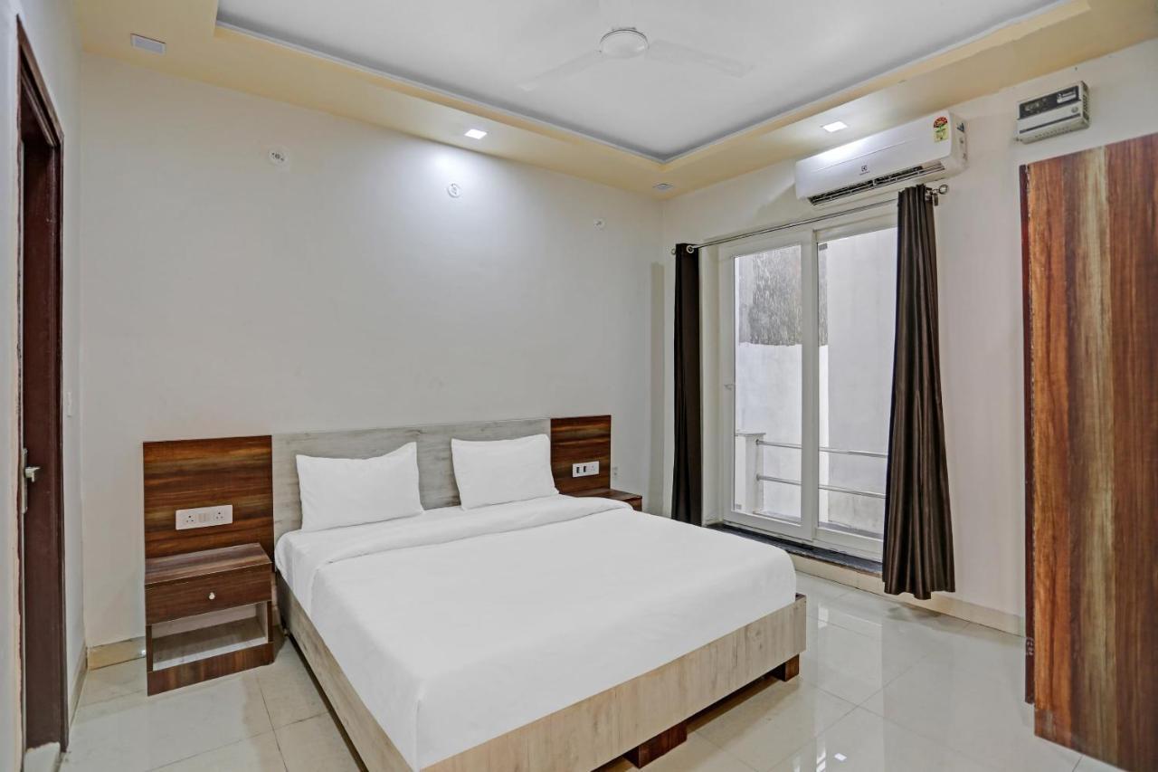 Hotel O Expo View Near Pvr Ansal Plaza Greater Noida Exterior photo
