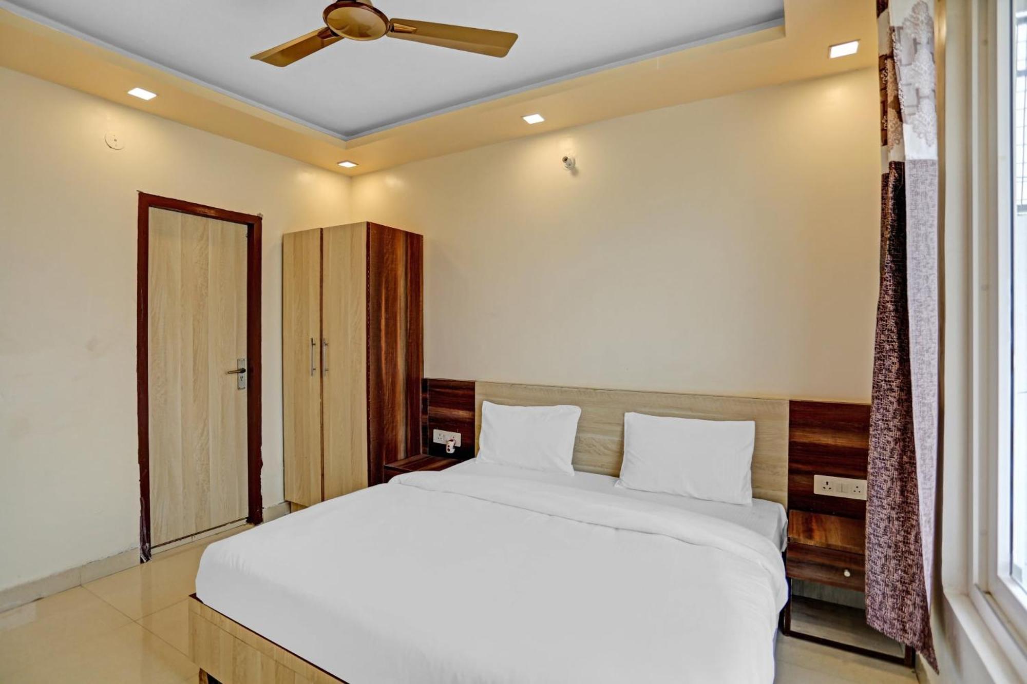 Hotel O Expo View Near Pvr Ansal Plaza Greater Noida Exterior photo